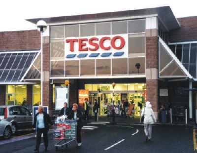 Save 5p off a litre of fuel with Tesco